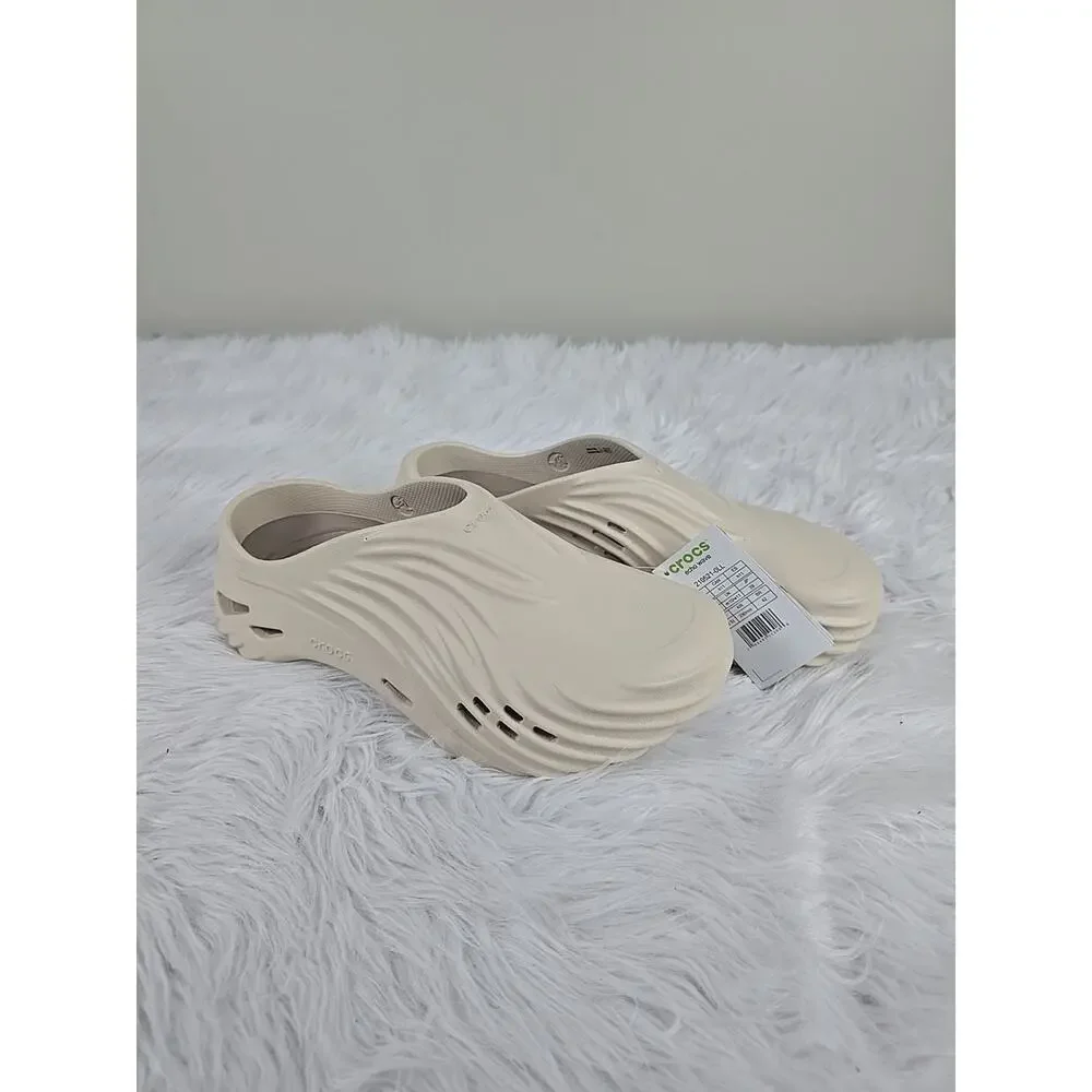 Crocs Echo Wave Almond Tint 210521-0LD Men's Size 11 New Slip On Comfort